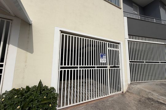 Fachada - Plaquinha instalada COD YWPD-656 de casa para alugar com 2 quartos, 70m² em Jardim Itália, Várzea Paulista