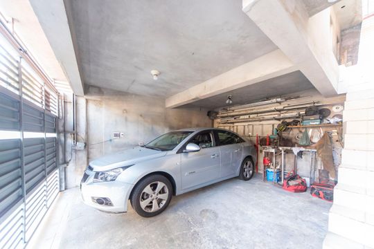 Garagem de casa para alugar com 3 quartos, 250m² em Jardim Petroni, São Bernardo do Campo