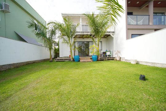 Casa para alugar com 3 quartos, 124m² em Alto Ribeirão Leste, Florianópolis