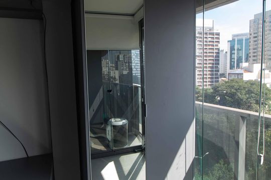 Varanda de kitnet/studio para alugar com 0 quarto, 26m² em Paraíso, São Paulo