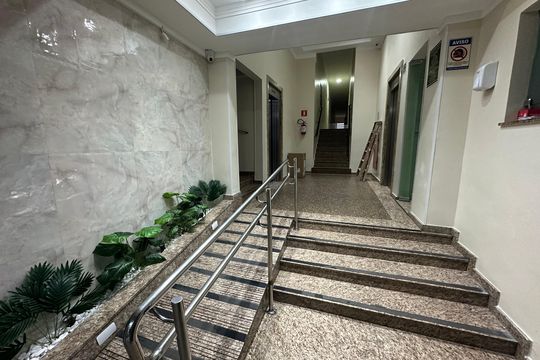 Hall de entrada de apartamento para alugar com 1 quarto, 40m² em Centro, São Vicente