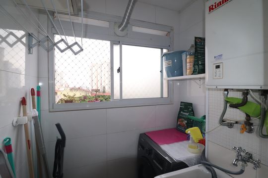 Área de Serviço de apartamento à venda com 2 quartos, 54m² em Vila Alzira, Santo André