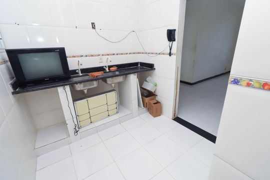 Cozinha de apartamento para alugar com 3 quartos, 60m² em Costa Azul, Salvador