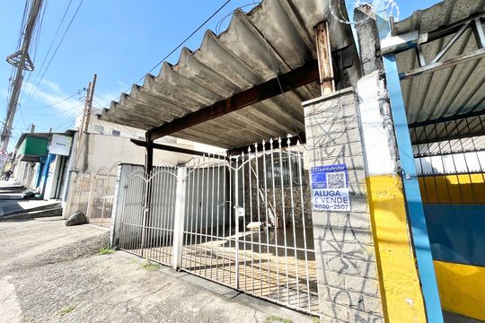 Fachada de casa à venda com 5 quartos, 125m² em Jardim Peri, São Paulo