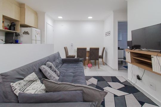 Sala/Cozinha/sala de jantar de apartamento para alugar com 2 quartos, 41m² em Vila São Francisco, Mauá