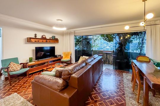 Apartamento à venda com 3 quartos, 130m² em Pinheiros, São Paulo