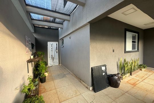 Quintal de casa de condomínio para alugar com 4 quartos, 330m² em Suru, Barueri