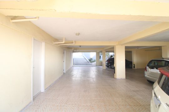 Garagem de casa de condomínio à venda com 2 quartos, 100m² em Vila Marari, São Paulo