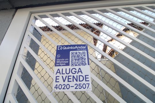 Placa de casa de condomínio à venda com 2 quartos, 100m² em Vila Marari, São Paulo