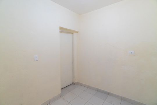 Cozinha de casa para alugar com 1 quarto, 35m² em Vila Babilonia, São Paulo