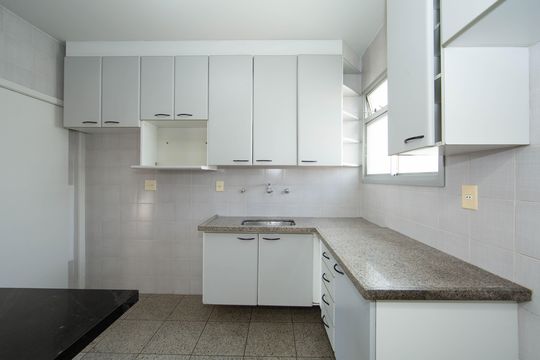 Cozinha de apartamento para alugar com 3 quartos, 110m² em Gutierrez, Belo Horizonte