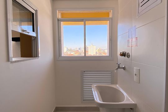 Área de serviço de apartamento à venda com 2 quartos, 50m² em Vila Osasco, Osasco