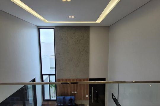 Casa de Condomínio para alugar com 4 quartos, 260m² em Shopping Park, Uberlândia