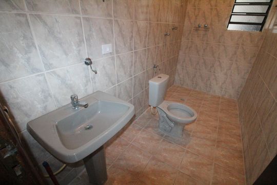 Banheiro 2 de casa para alugar com 3 quartos, 162m² em Bosque dos Eucaliptos, São José dos Campos