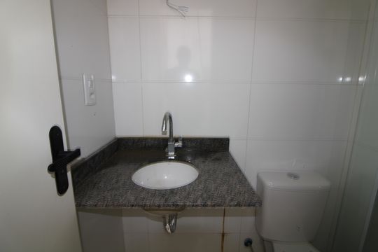 Banheiro de apartamento para alugar com 2 quartos, 38m² em Jardim Aricanduva, São Paulo