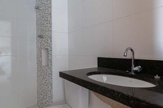 Banheiro  de casa à venda com 2 quartos, 40m² em Cidade Patriarca, São Paulo