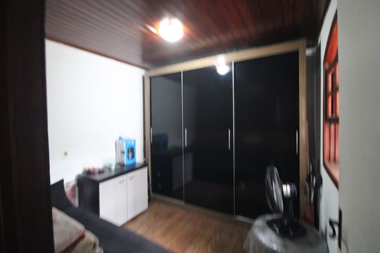 Quarto 2 de casa à venda com 3 quartos, 140m² em Conjunto Habitacional Brigadeiro Faria Lima, São Paulo