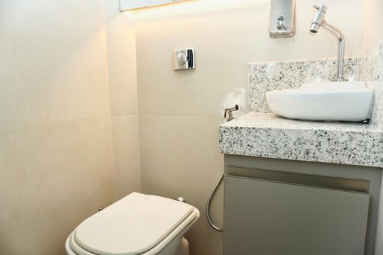 Lavabo de apartamento à venda com 3 quartos, 90m² em Silveira, Belo Horizonte