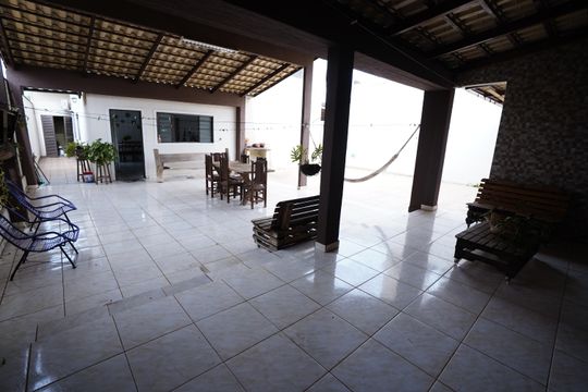 Casa à venda com 4 quartos, 420m² em Setor Jao, Goiânia