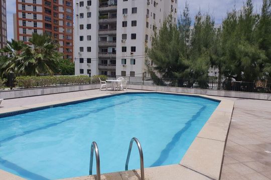 Piscina de apartamento para alugar com 1 quarto, 68m² em Pituba, Salvador