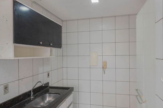 Cozinha de apartamento à venda com 2 quartos, 45m² em Vila Abaeté, Campinas