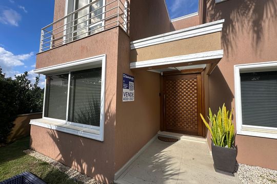 Fachada de casa de condomínio à venda com 4 quartos, 600m² em Alphaville, Santana de Parnaíba