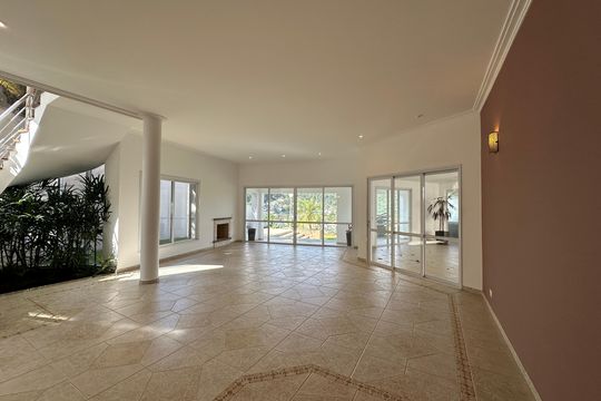 Área comum de casa de condomínio à venda com 4 quartos, 600m² em Alphaville, Santana de Parnaíba