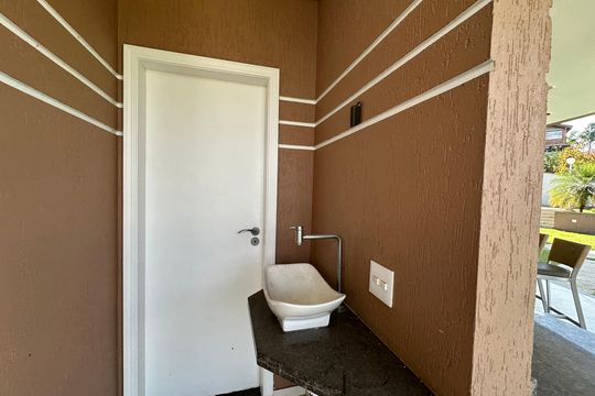 Área comum - Banheiro de casa de condomínio à venda com 4 quartos, 600m² em Alphaville, Santana de Parnaíba