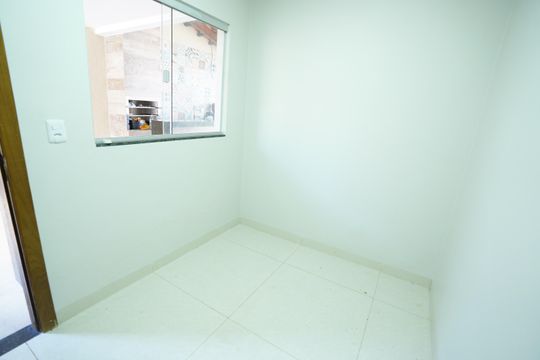 Casa à venda com 5 quartos, 250m² em Jardim América, Goiânia