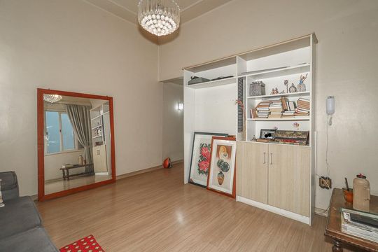 Sala de apartamento para alugar com 2 quartos, 50m² em Auxiliadora, Porto Alegre
