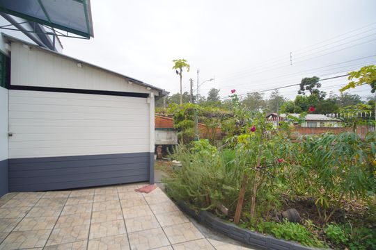 Garagem de casa à venda com 3 quartos, 295m² em Scharlau, São Leopoldo