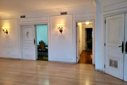 Apartamento para alugar com 4 quartos, 360m² em Copacabana, Rio de Janeiro