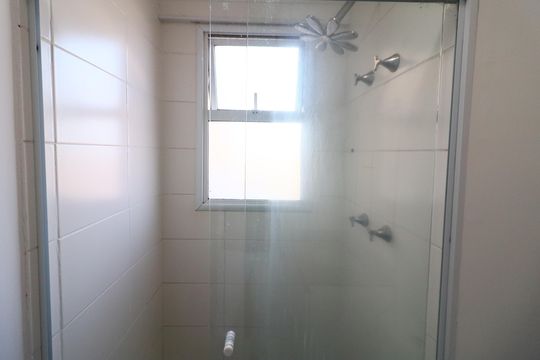Banheiro da Suíte 1 de apartamento para alugar com 2 quartos, 75m² em Centro, Osasco