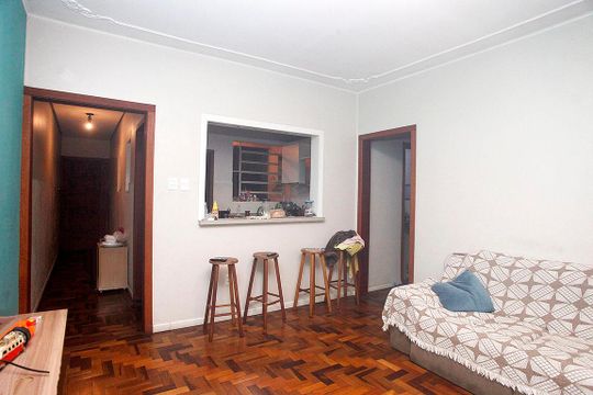 Sala de apartamento à venda com 3 quartos, 98m² em Cidade Baixa, Porto Alegre