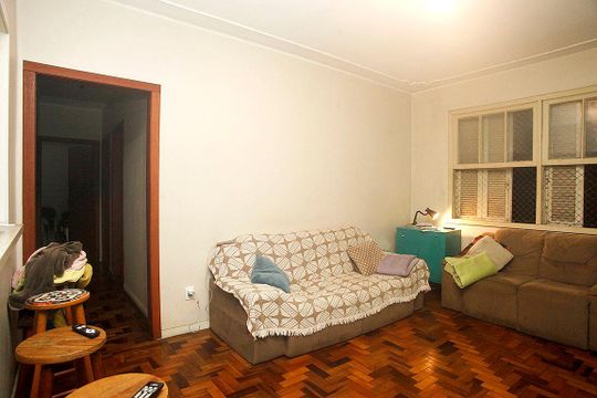 Sala de apartamento à venda com 3 quartos, 98m² em Cidade Baixa, Porto Alegre