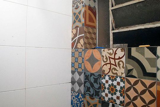 Banheiro da Suíte  de apartamento à venda com 3 quartos, 98m² em Cidade Baixa, Porto Alegre