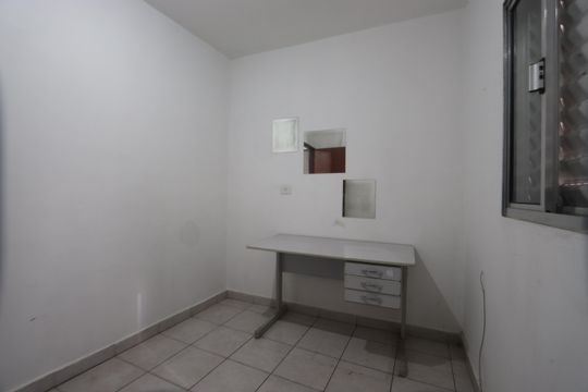 Quarto 2 de casa para alugar com 2 quartos, 135m² em Chácara Mafalda, São Paulo