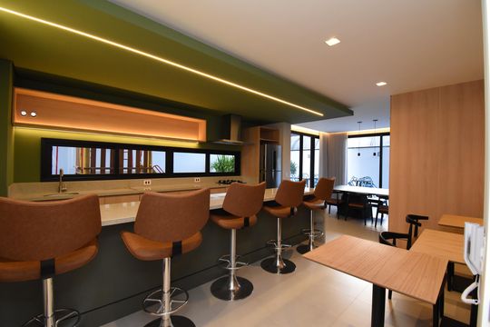 Área comum de apartamento para alugar com 1 quarto, 28m² em Centro, Curitiba