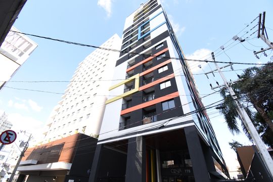 Fachada do Prédio de kitnet/studio para alugar com 1 quarto, 28m² em Centro, Curitiba