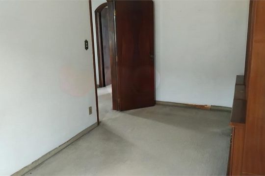 Casa à venda com 3 quartos, 120m² em Jardim Odete, São Paulo