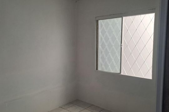 Quarto 1 de casa para alugar com 2 quartos, 80m² em Sarandi, Porto Alegre