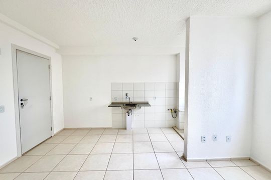 Sala de apartamento para alugar com 2 quartos, 55m² em Mantiqueira, Belo Horizonte