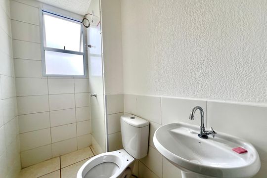 Banheiro Social de apartamento para alugar com 2 quartos, 55m² em Mantiqueira, Belo Horizonte