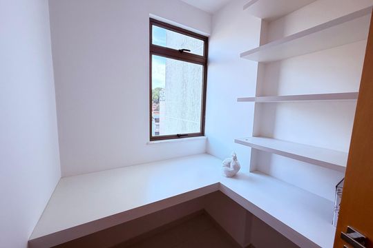 Apartamento para alugar com 5 quartos, 342m² em Santa Helena, Juiz de Fora