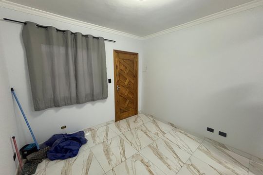 Sala  de apartamento para alugar com 2 quartos, 45m² em Vila Santa Maria, Poá