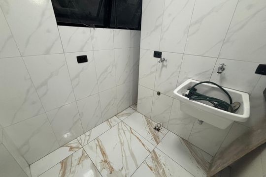 Área de serviço  de apartamento para alugar com 2 quartos, 45m² em Vila Santa Maria, Poá