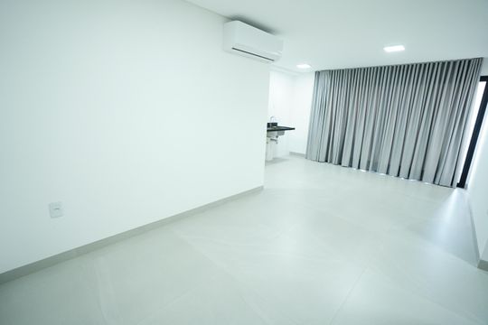 Apartamento à venda com 2 quartos, 66m² em Setor Bueno, Goiânia