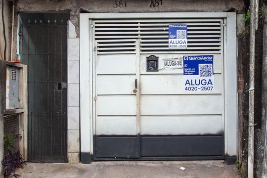 Fachada de casa para alugar com 1 quarto, 25m² em Casa Grande, Diadema