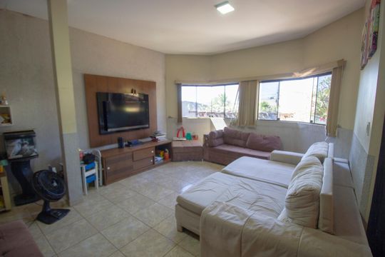 Casa para alugar com 4 quartos, 800m² em Setor Habitacional Vicente Pires, Brasília