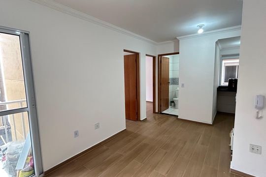 Apartamento para alugar com 2 quartos, 43m² em Vila Nova Bonsucesso, Guarulhos